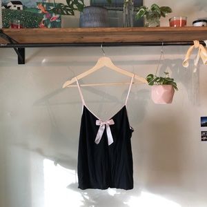 ✨ Victoria’s Secret cami ✨